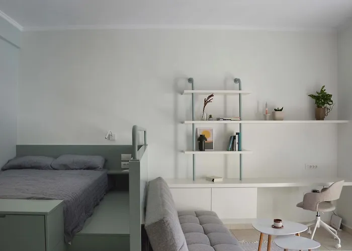 Minimal Oasis Патра