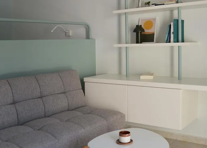 Minimal Oasis * Patras